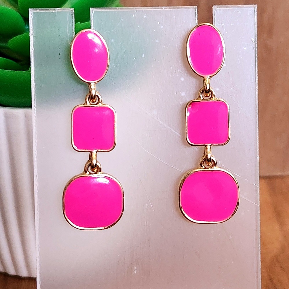 Hot Pink Enamel Geometric Tiered Dangle Earrings Gold Tone Post Back 1.75"